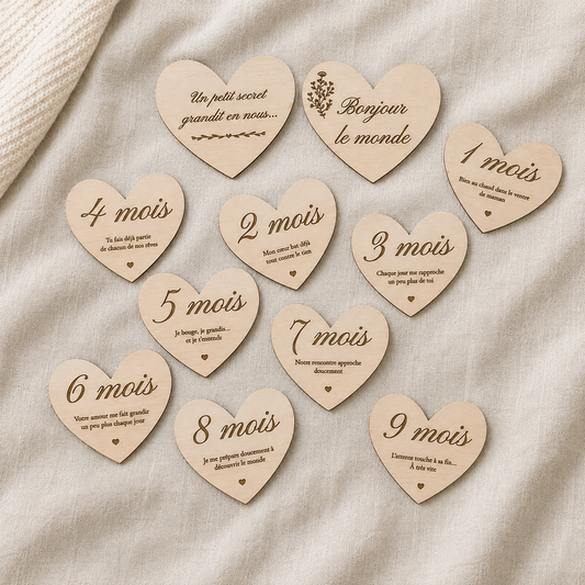 Cartes étapes de grossesse en bois