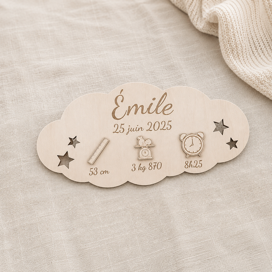 Plaque de naissance nuage personnalisée en bois