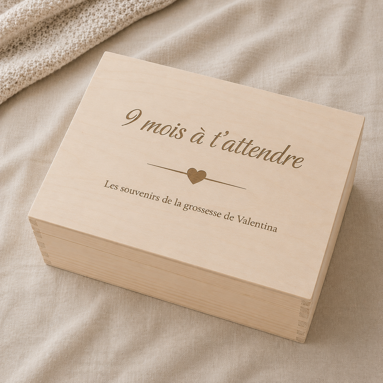 Boîte souvenirs de grossesse personnalisée en bois