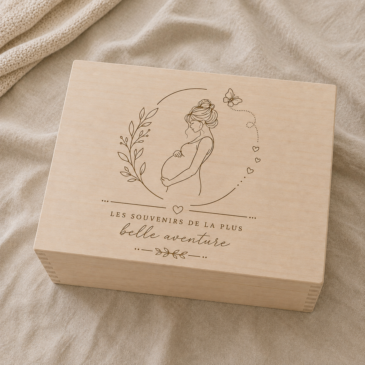 Boîte à souvenirs de grossesse en bois