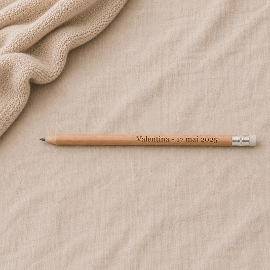 Crayon personnalisé en bois – Cadeau baptême