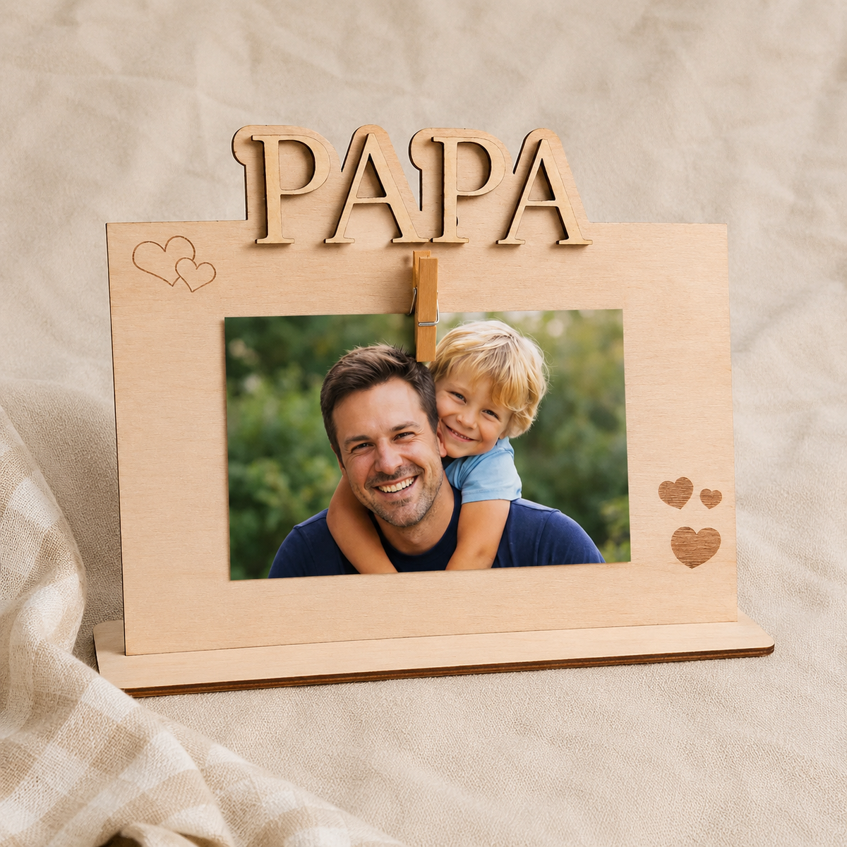 Porte photo personnalisé en bois – cadeau papa original avec pince photo