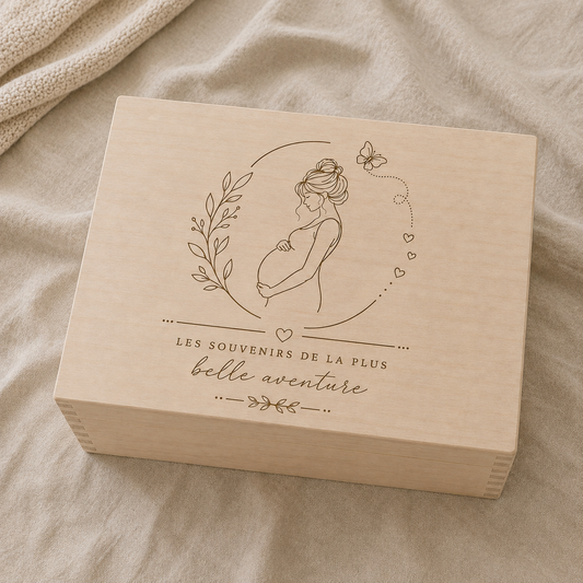 Boîte à souvenirs de grossesse en bois