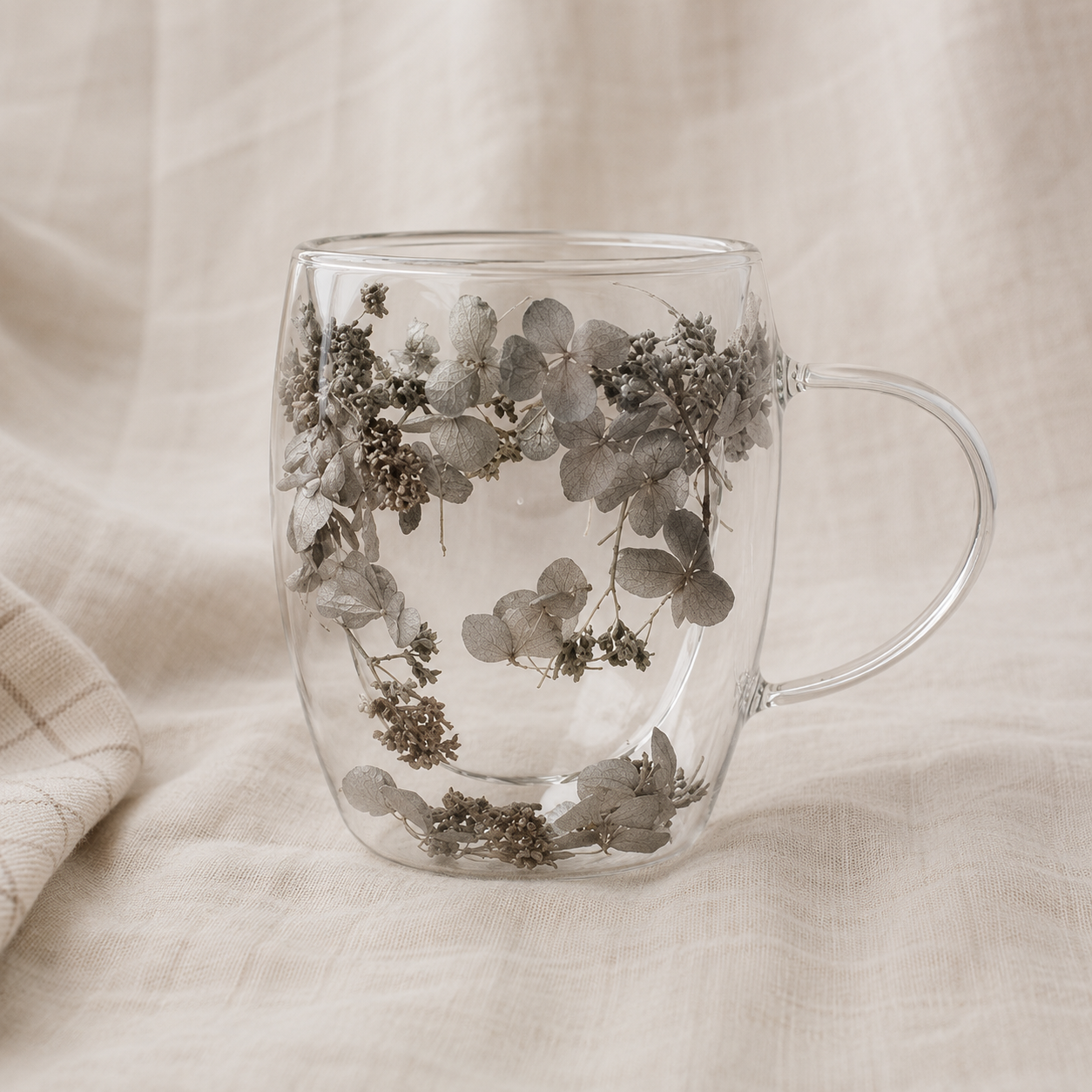 Tasse personnalisée en verre double paroi – Fleurs dorées ou argentées