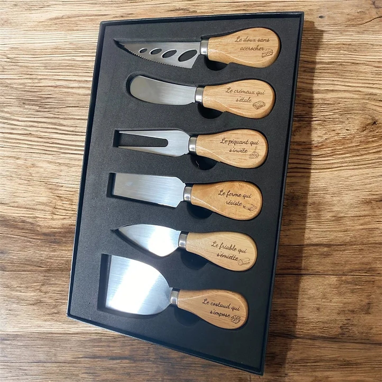Coffret de couteaux à fromage